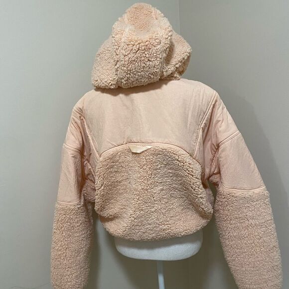 New Free People
FP Movement
Adventure Awaits Fleece Jacket size  S
Retai… - Picture 10 of 15